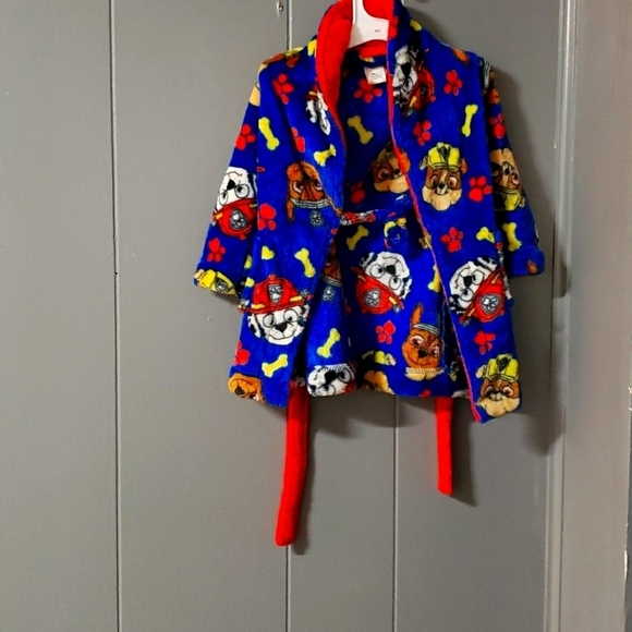 𝅺PAW patrol Robe 2t - Picture 1 of 3